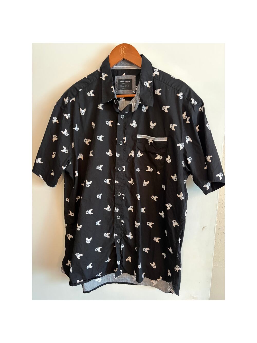 Sunrise Kingdom Vintage Design Button Down French Bull Size XL